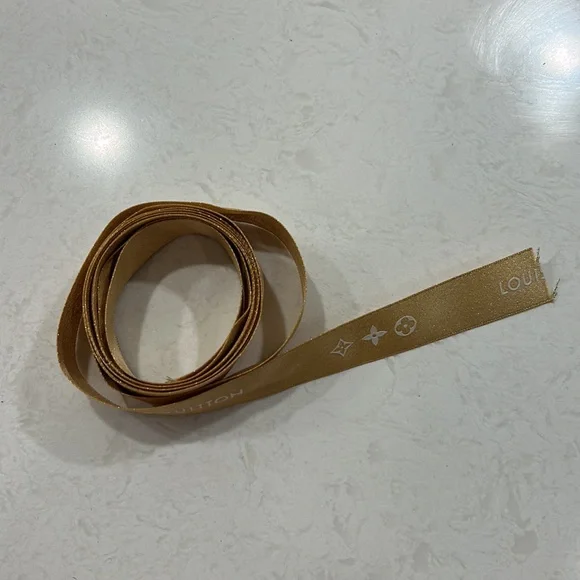 Louis Vuitton Ribbon gold - Picture 4 of 4